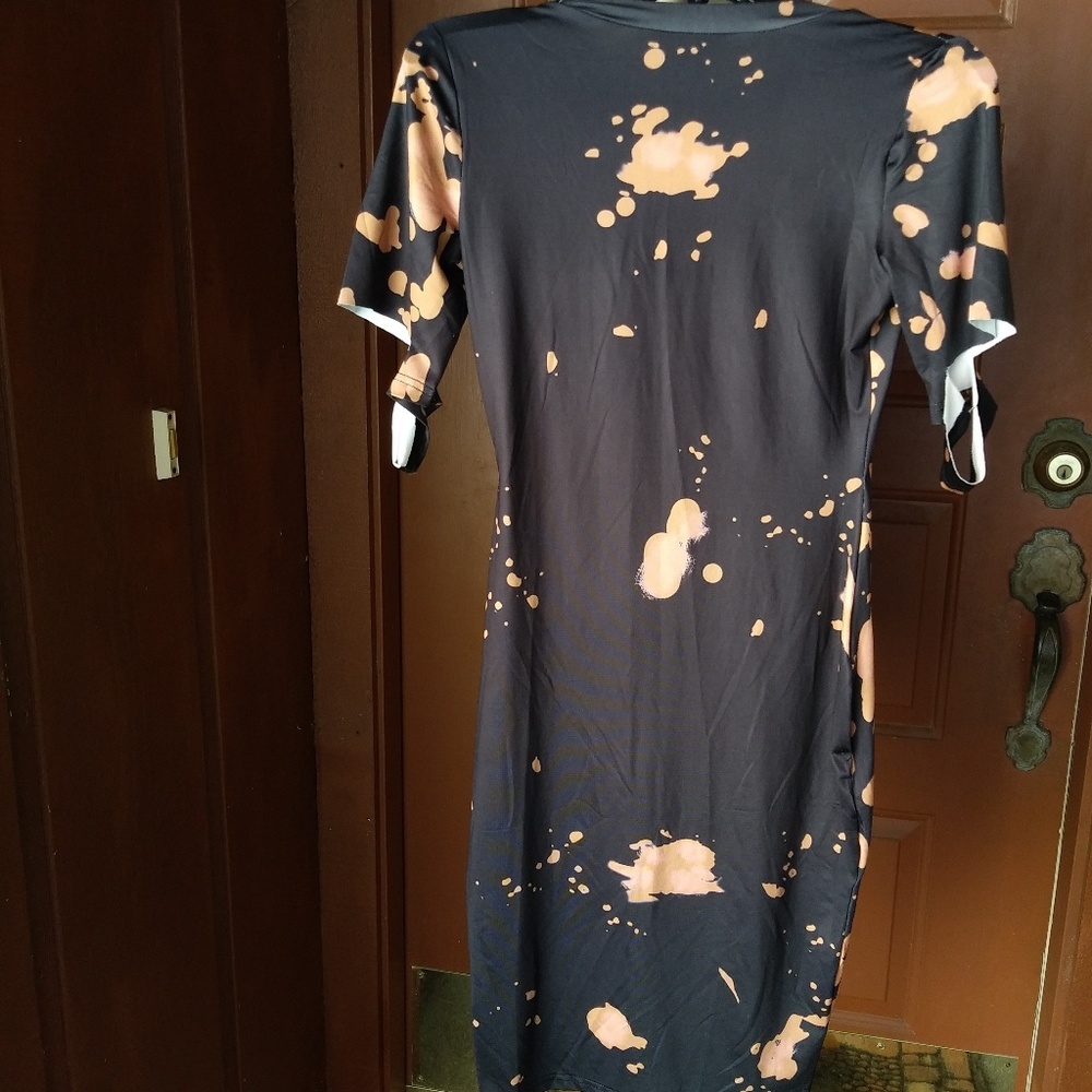 Women dress - Picture 2 of 6